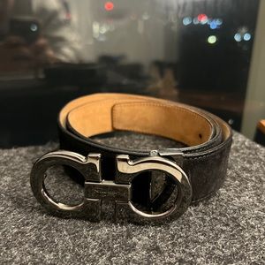 Salvatore Ferragamo black suede belt size 32